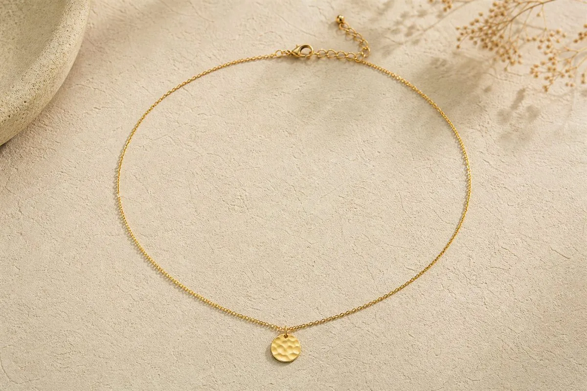 Signature Collier Chaîne Fine Plaqué Or — Iconic
